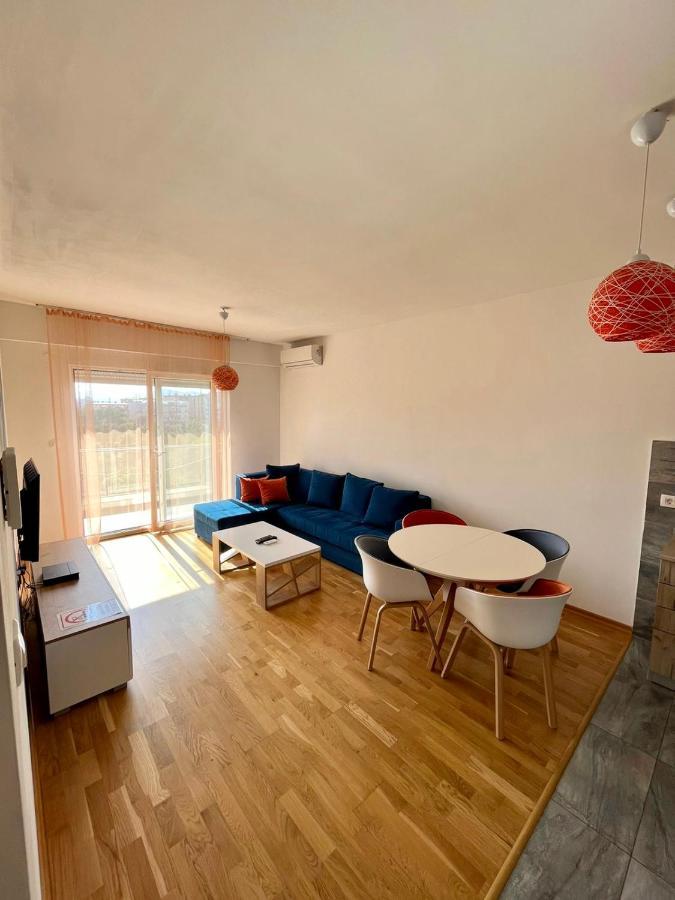 Z Apartment Podgoriţa Exterior foto
